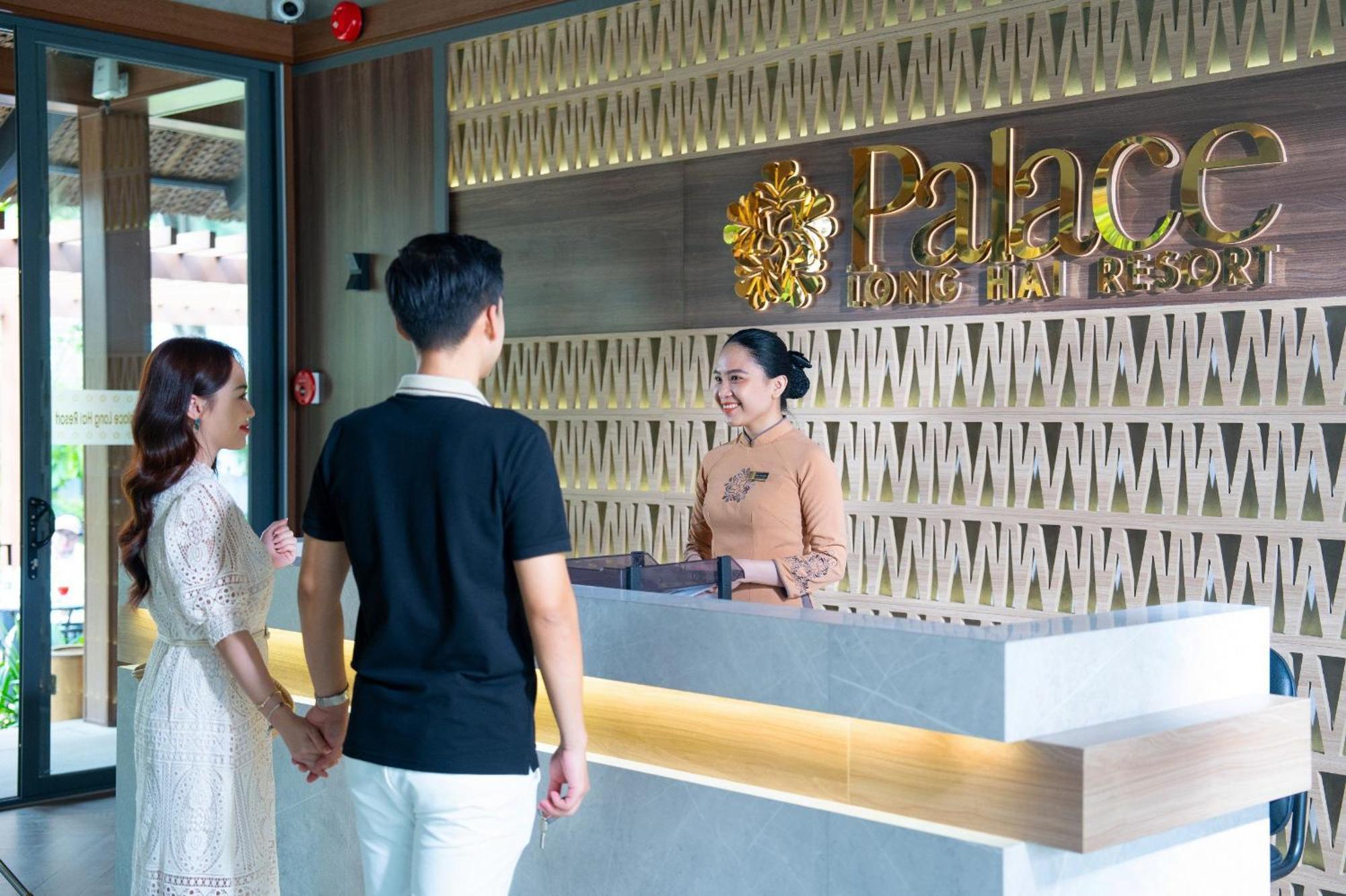 Palace Long Hai Resort Exterior photo
