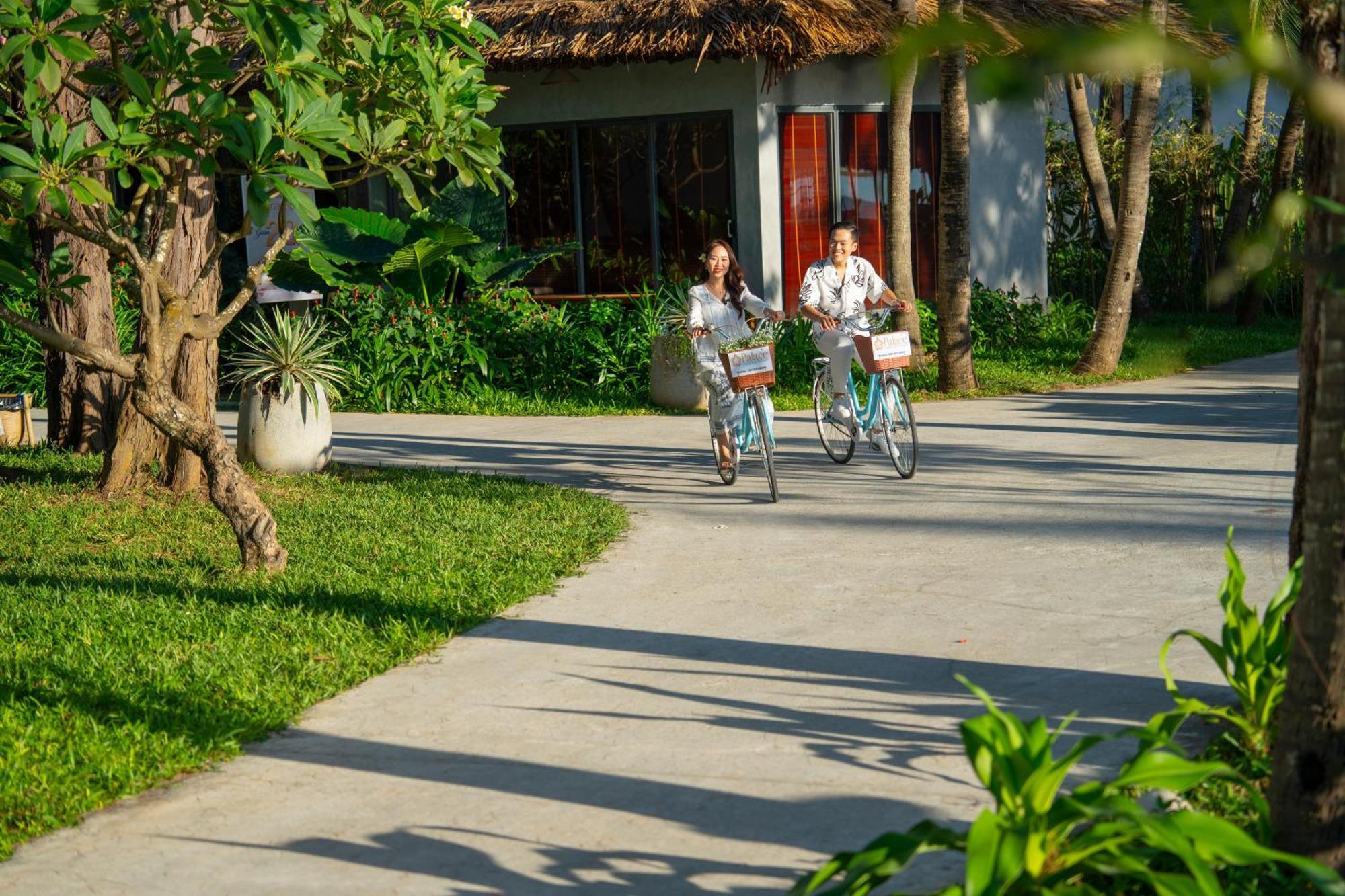 Palace Long Hai Resort Exterior photo