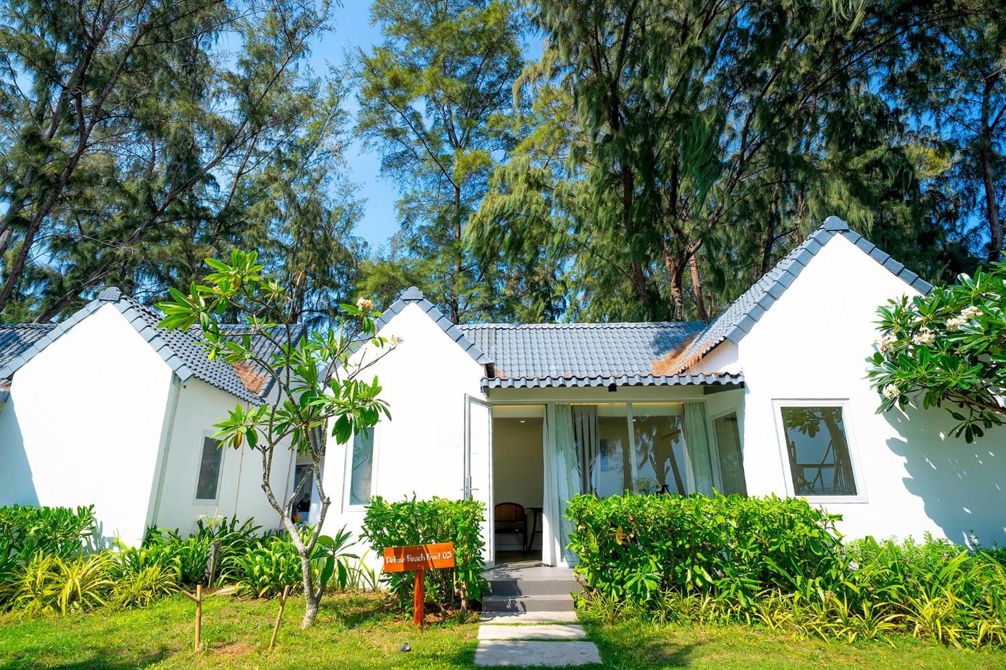 Palace Long Hai Resort Exterior photo
